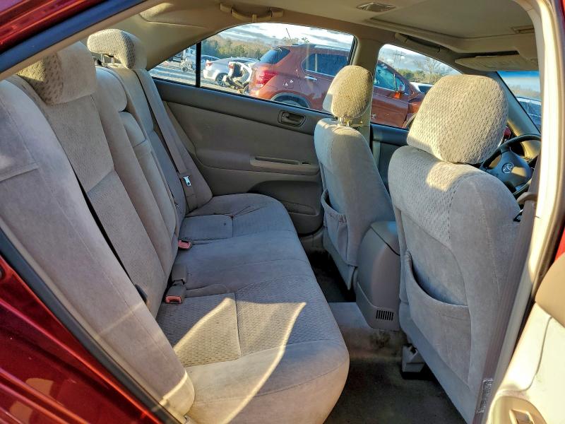 Photo 10 from auction – 2004 TOYOTA CAMRY LE with VIN 4T1BE32K04U273010