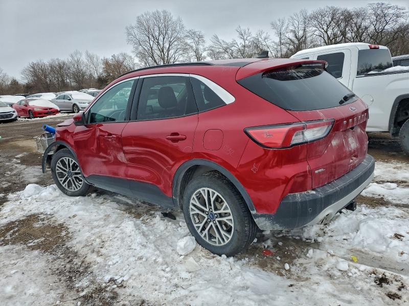 Photo 2 from auction – 2021 FORD ESCAPE SEL with VIN 1FMCU9H65MUA30555