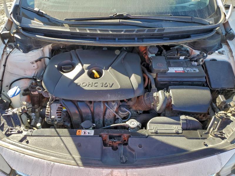 Photo 11 from auction – 2016 KIA FORTE LX with VIN KNAFK4A62G5595006