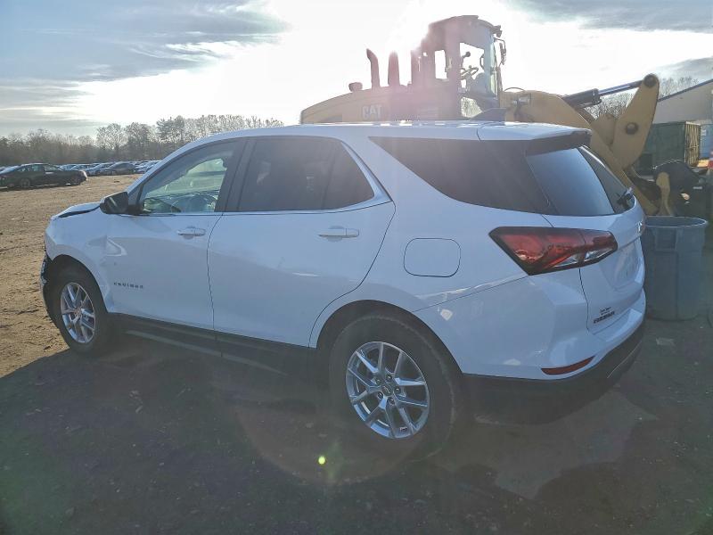 Photo 2 from auction – 2022 CHEVROLET EQUINOX LT with VIN 3GNAXUEV5NL291981