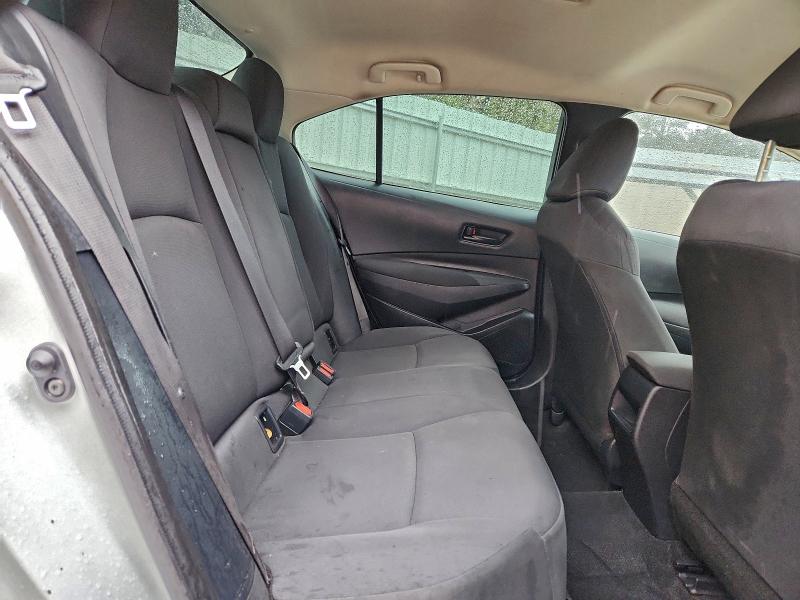 Photo 10 from auction – 2022 TOYOTA COROLLA LE with VIN 5YFEPMAE6NP371082
