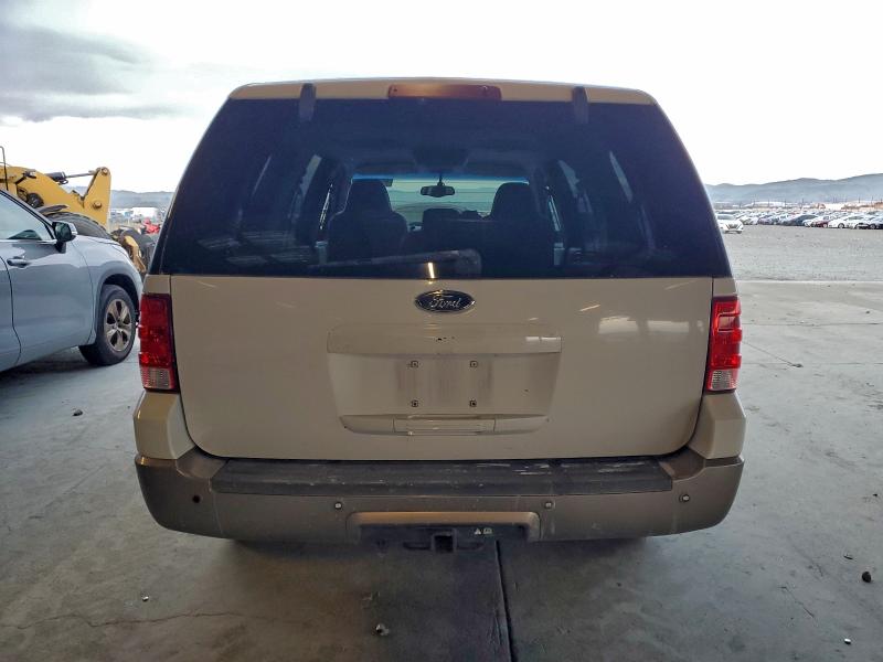 Photo 6 from auction – 2004 FORD EXPEDITION with VIN 1FMFU17L84LA34045