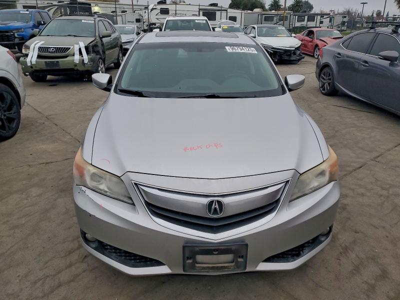 Photo 5 from auction – 2013 ACURA ILX 20 TEC with VIN 19VDE1F71DE004741