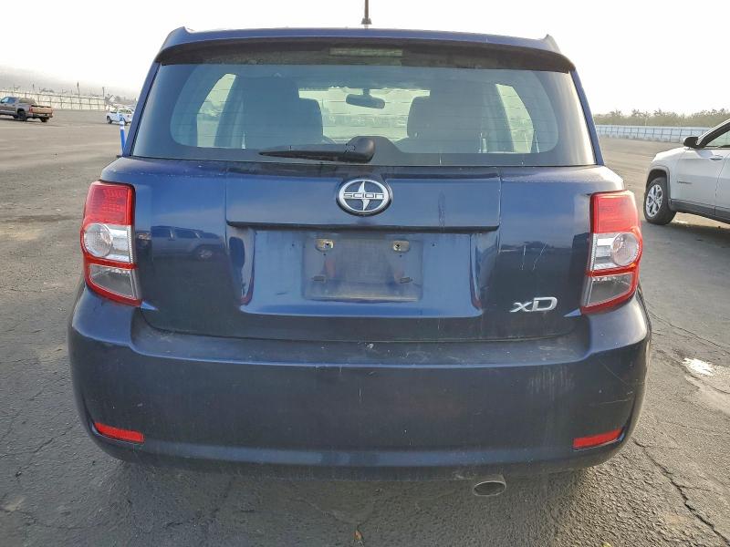 Photo 6 from auction – 2011 TOYOTA SCION XD with VIN JTKKU4B47B1011426