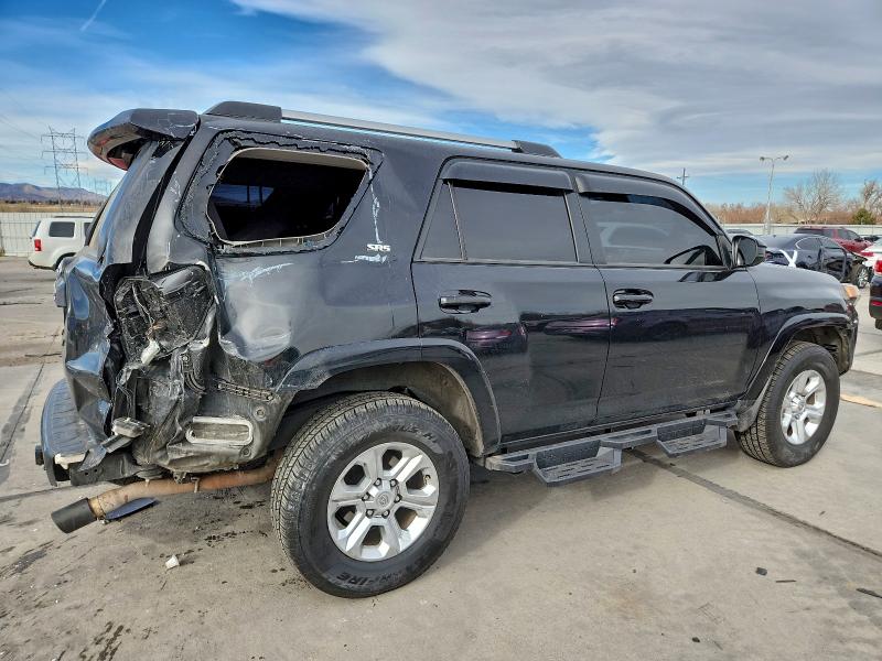 Photo 3 from auction – 2022 TOYOTA 4RUNNER SR with VIN JTEMU5JR5N5985353