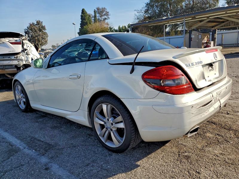 Photo 2 from auction – 2011 MERCEDES-BENZ SLK 300 with VIN WDBWK5EA7BF239661