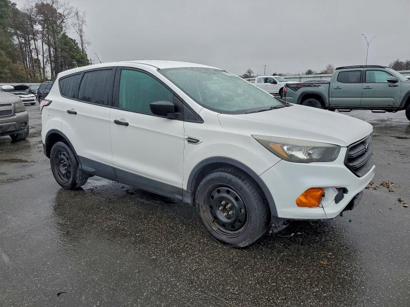 Photo 4 from auction – 2018 FORD ESCAPE S with VIN 1FMCU0F76JUB95310