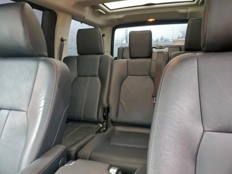 Photo 10 from auction – 2011 LAND ROVER LR4 HSE with VIN SALAG2D49BA557021