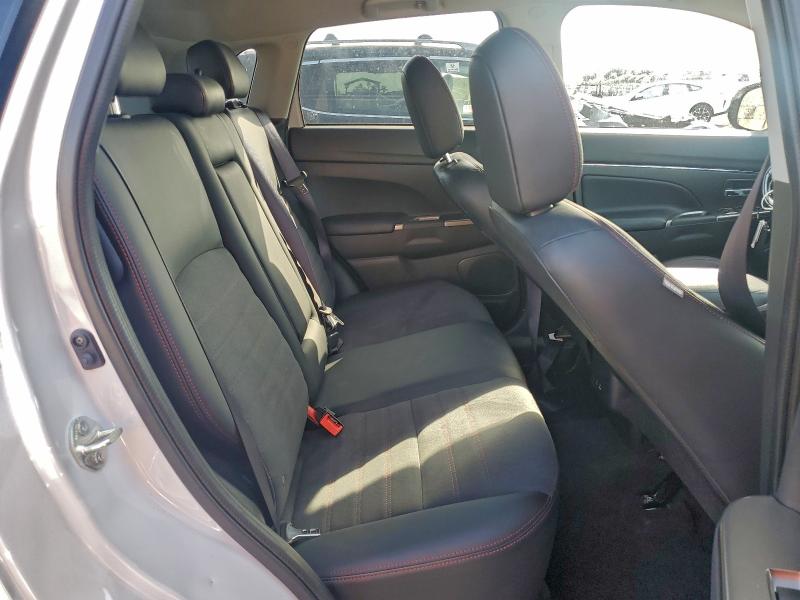 Photo 10 from auction – 2025 MITSUBISHI OUTLANDER with VIN JA4ARUAU8SU001664