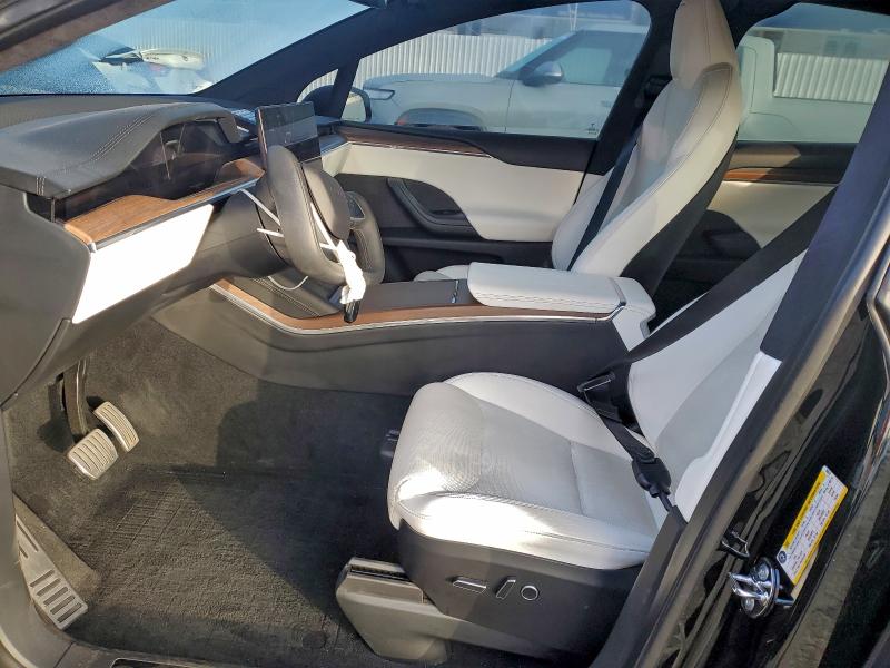 Photo 7 from auction – 2022 TESLA MODEL X with VIN 7SAXCBE57NF350470