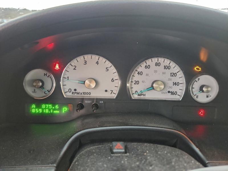 Photo 9 from auction – 2003 FORD THUNDERBIR with VIN 1FAHP60A23Y101823