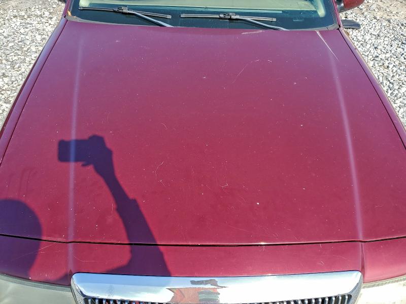 Photo 11 from auction – 2004 MERCURY GRAND MARQ with VIN 2MEFM74W34X690063