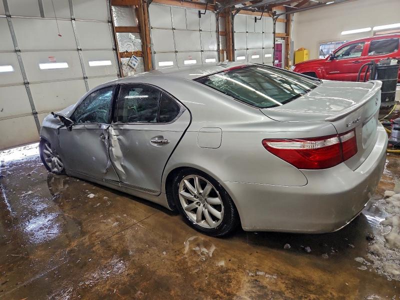 Photo 2 from auction – 2009 LEXUS LS 460 with VIN JTHCL46F395002282