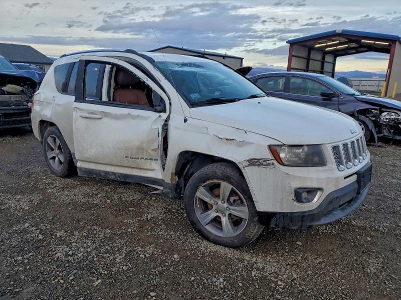 Photo 4 from auction – 2016 JEEP COMPASS LA with VIN 1C4NJDEB4GD697745