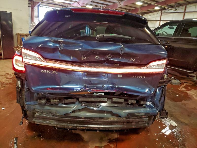 Photo 6 from auction – 2017 LINCOLN MKX RESERV with VIN 2LMPJ8LR4HBL28648