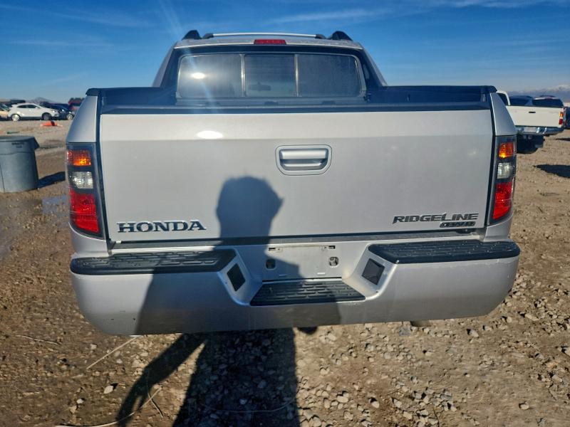 Photo 6 from auction – 2006 HONDA RIDGELINE with VIN 2HJYK16486H537034