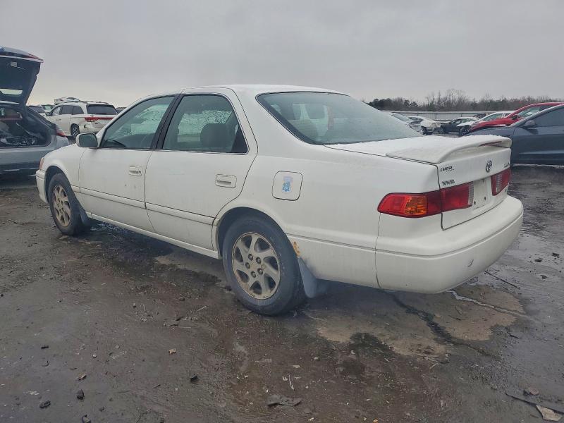 Photo 2 from auction – 2000 TOYOTA CAMRY LE with VIN 4T1BF28K6YU938867