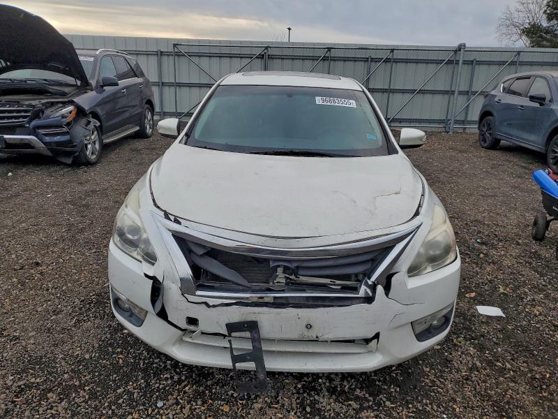 Photo 5 from auction – 2013 NISSAN ALTIMA with VIN 1N4AL3AP1DC270065