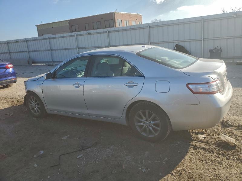 Photo 2 from auction – 2010 TOYOTA CAMRY HYBR with VIN 4T1BB3EK3AU123778