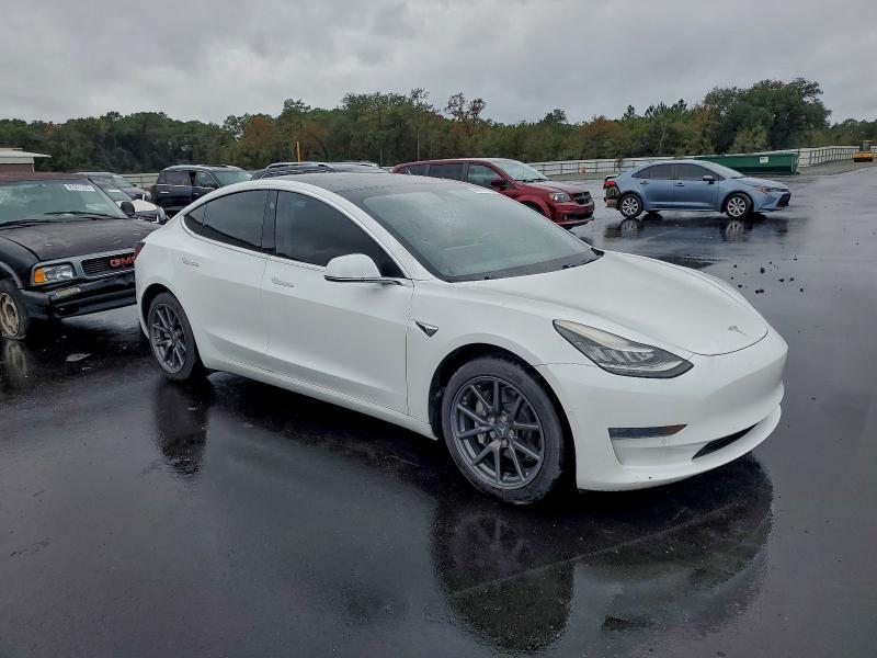 Photo 4 from auction – 2020 TESLA MODEL 3 with VIN 5YJ3E1EB3LF515935