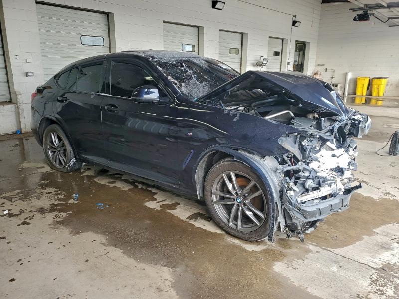 Photo 4 from auction – 2019 BMW X4 XDRIVE3 with VIN 5UXUJ3C52KLG53147