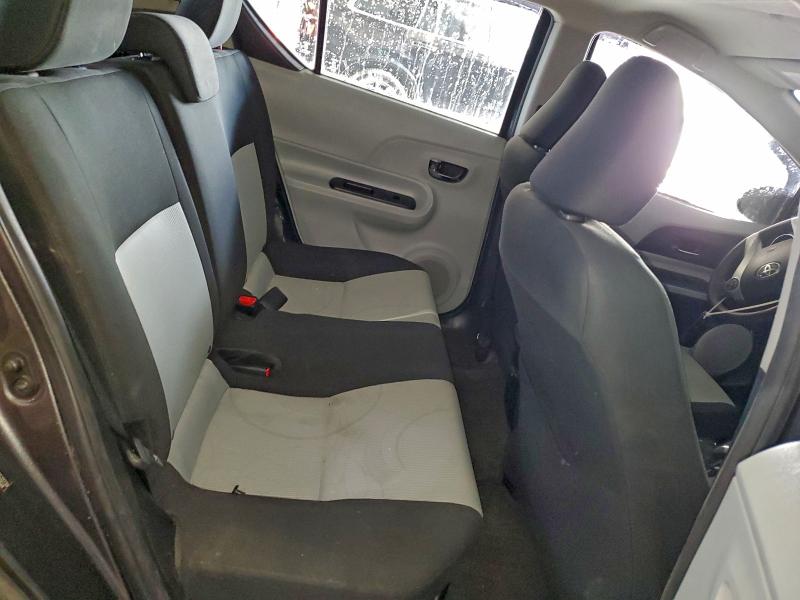 Photo 10 from auction – 2013 TOYOTA PRIUS C with VIN JTDKDTB33D1533739