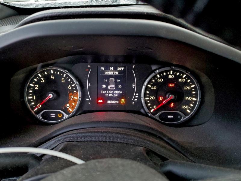 Photo 9 from auction – 2018 JEEP RENEGADE L with VIN ZACCJBBB9JPH49797