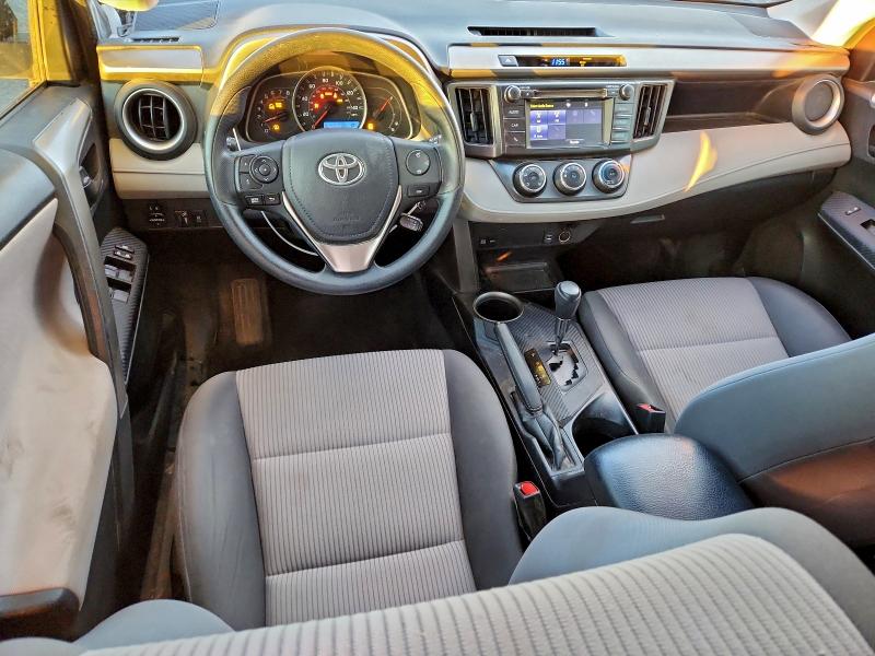 Photo 8 from auction – 2015 TOYOTA RAV4 LE with VIN 2T3ZFREV9FW227495