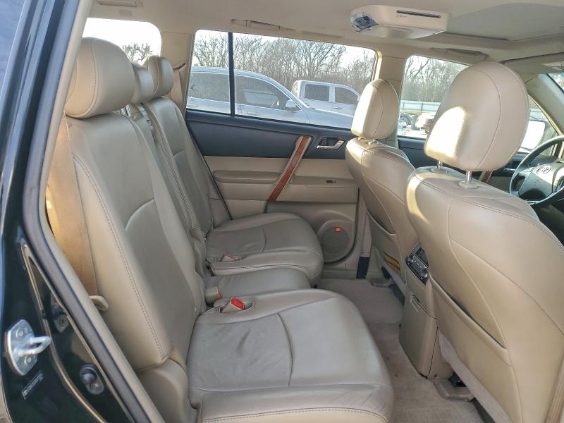 Photo 11 from auction – 2010 TOYOTA HIGHLANDER with VIN 5TDYK3EH3AS015054