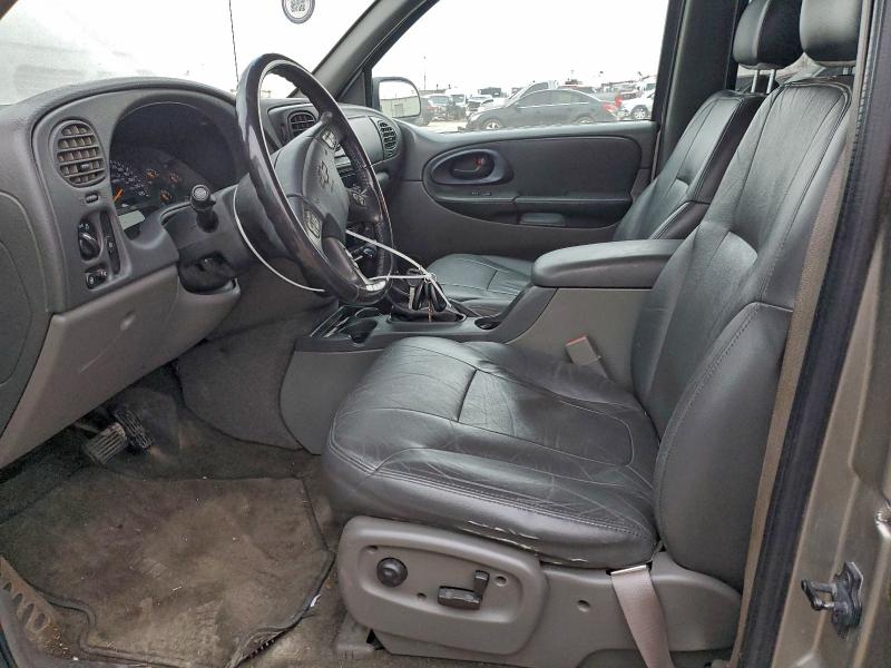 Photo 7 from auction – 2002 CHEVROLET TRAILBLAZE with VIN 1GNDT13S722192401