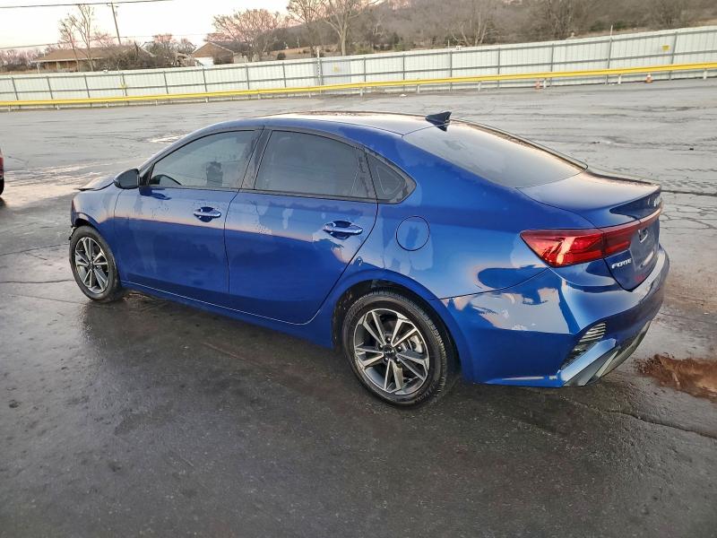 Photo 2 from auction – 2023 KIA FORTE LX with VIN 3KPF24AD2PE640662