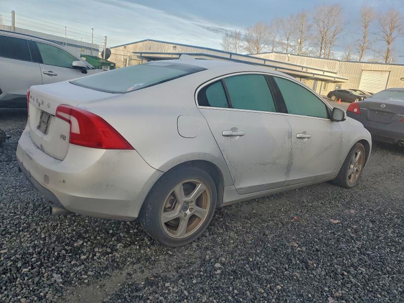 Photo 3 from auction – 2012 VOLVO S60 T5 with VIN YV1622FS7C2081025