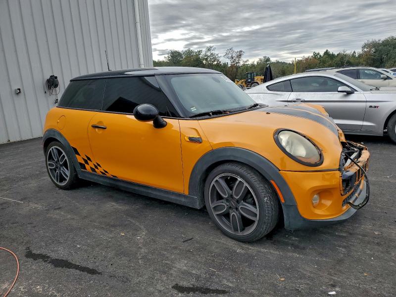 Photo 4 from auction – 2016 MINI COOPER with VIN WMWXP5C54G2D13761