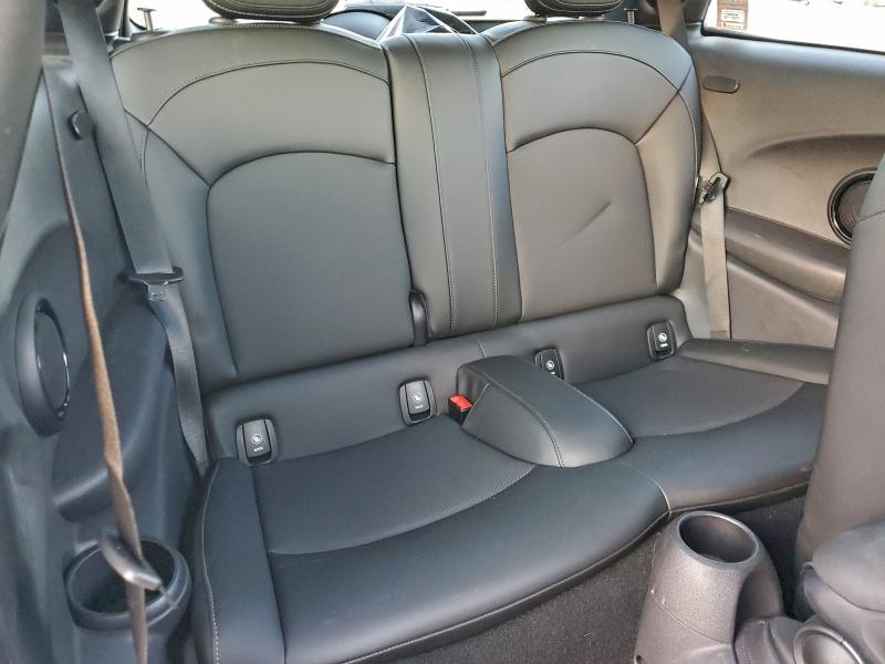 Photo 10 from auction – 2022 MINI COOPER with VIN WMW33DH08N2R38658