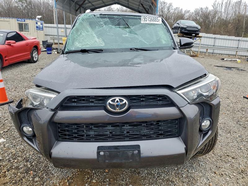 Photo 5 from auction – 2014 TOYOTA 4RUNNER SR with VIN JTEZU5JR8E5076755