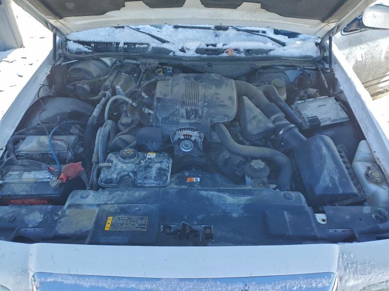 Photo 11 from auction – 2010 MERCURY GRAND MARQ with VIN 2MEBM7FV4AX622997