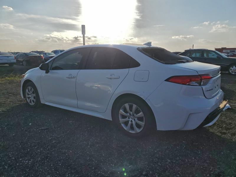Photo 2 from auction – 2022 TOYOTA COROLLA LE with VIN 5YFEPMAE9NP303648