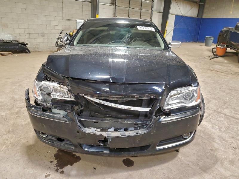 Photo 5 from auction – 2013 CHRYSLER 300C LUXUR with VIN 2C3CCAPT1DH538108