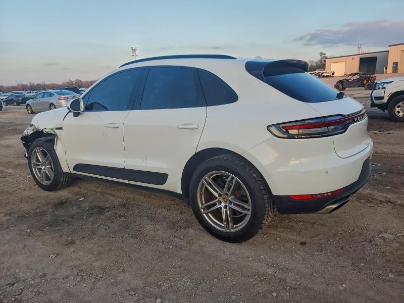 Photo 2 from auction – 2020 PORSCHE MACAN with VIN WP1AA2A5XLLB15181