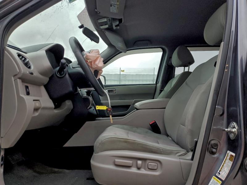 Photo 7 from auction – 2015 HONDA PILOT EX with VIN 5FNYF4H47FB003679