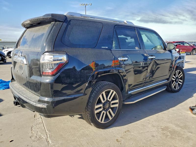 Photo 3 from auction – 2016 TOYOTA 4RUNNER SR with VIN JTEBU5JR2G5297188