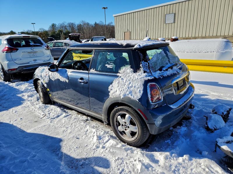 Photo 2 from auction – 2010 MINI COOPER with VIN WMWMF3C50ATZ64037