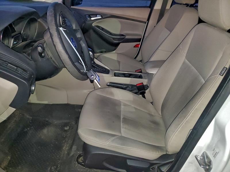 Photo 7 from auction – 2016 FORD FOCUS SE with VIN 1FADP3K25GL289291