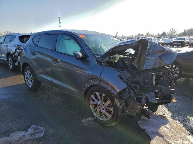 Photo 4 from auction – 2020 HYUNDAI TUCSON SE with VIN KM8J2CA47LU246022
