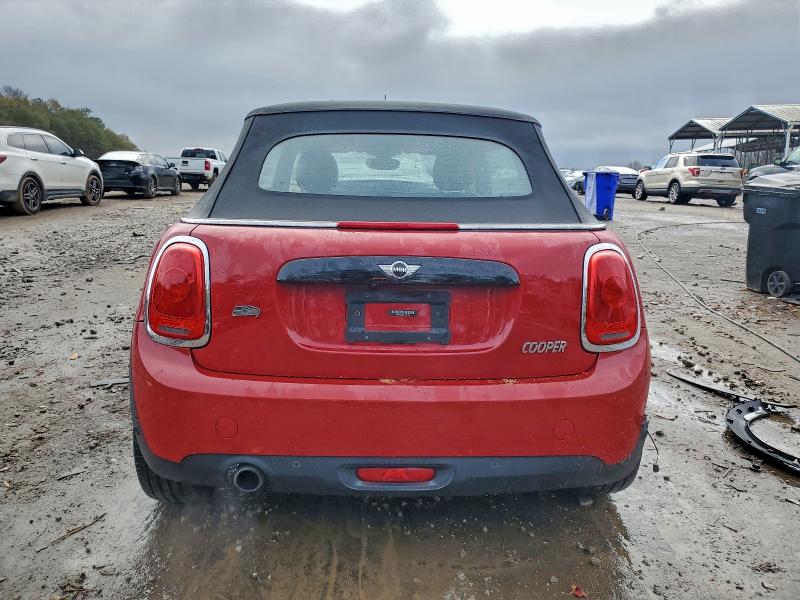 Photo 6 from auction – 2018 MINI COOPER with VIN WMWWG5C58J3D01352