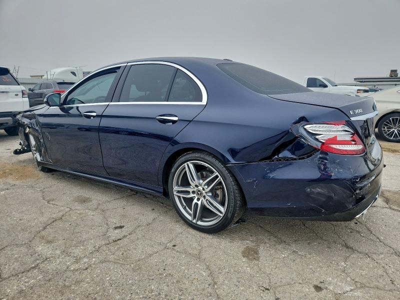 Photo 2 from auction – 2018 MERCEDES-BENZ E 300 with VIN WDDZF4JB2JA453003