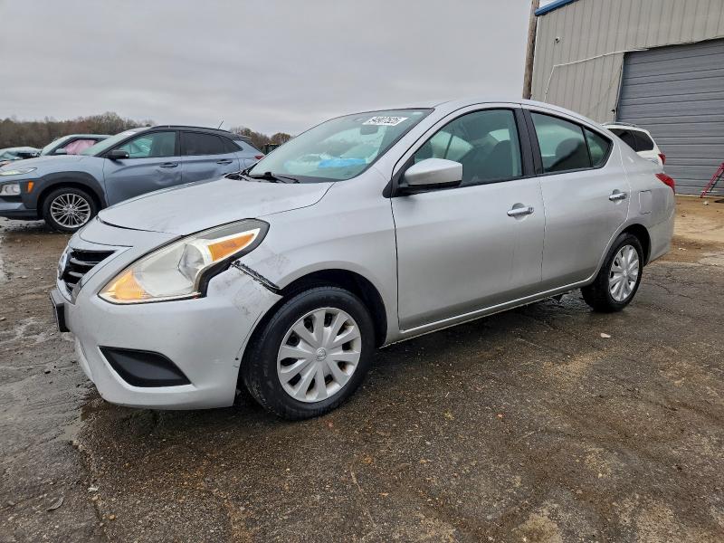 NISSAN VERSA S 2017 with VIN 3N1CN7AP0HK437569 - Photo from auction
