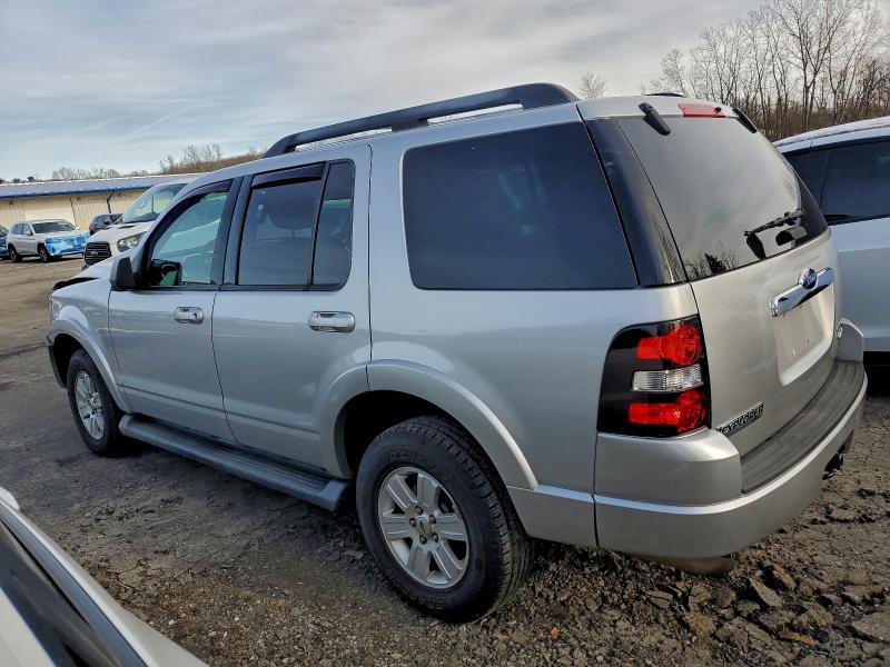 Photo 2 from auction – 2009 FORD EXPLORER X with VIN 1FMEU73E29UA42083
