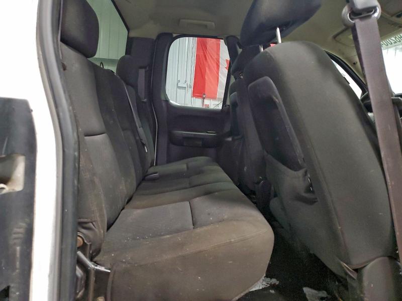 Photo 10 from auction – 2010 CHEVROLET SILVERADO with VIN 1GCSKREA6AZ150152