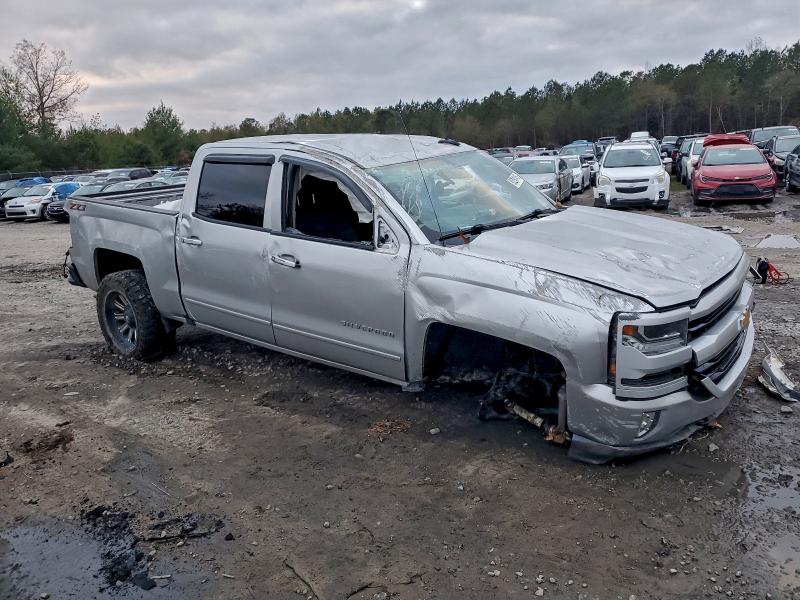 Photo 4 from auction – 2018 CHEVROLET SILVERADO with VIN 3GCUKREC4JG318879